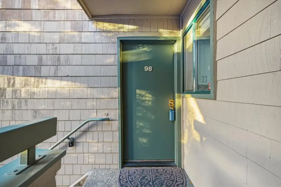 98 Pelican Lane, Redwood City, CA 94065 - #3