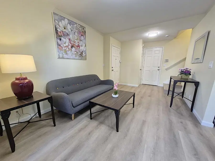 5526 Entrada Cedros, San Jose, CA 95123 - #3
