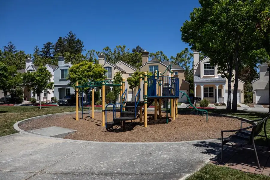 119 Concord Circle, Mountain View, CA 94040 - #3