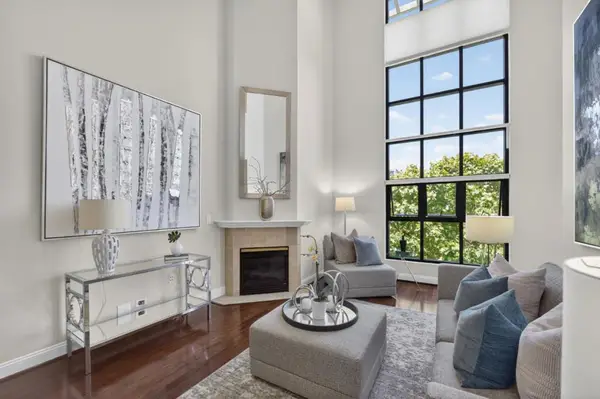222 8th Avenue #304, San Mateo, CA 94401