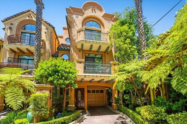 233 Villa Mar Vista, Santa Cruz, CA 95060