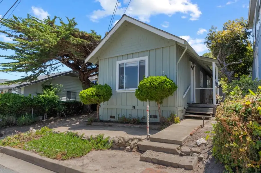 215 6th Street, Pacific Grove, CA 93950 - #3