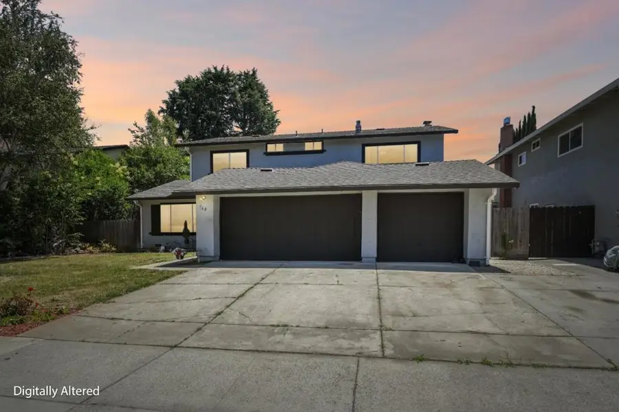 760 W 9th Street, Gilroy, CA 95020 - #2