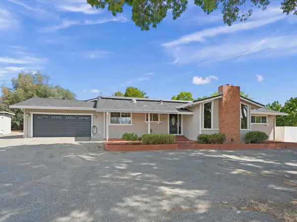 2045 Jefferson Drive, Gilroy, CA 95020