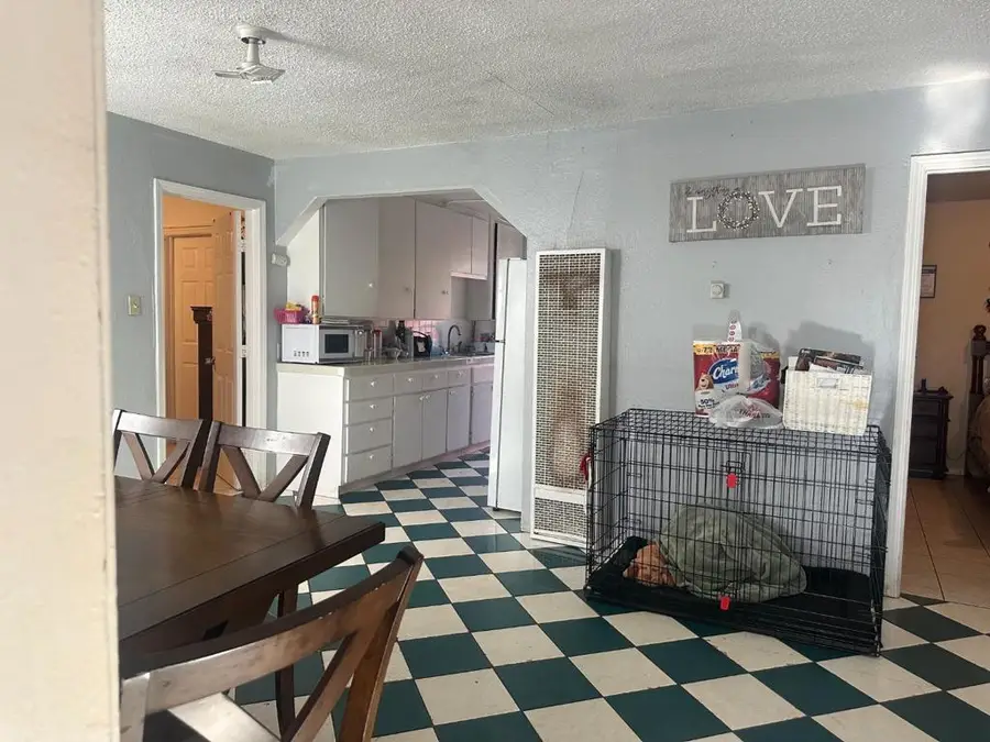 1900 Kenneth Street, Modesto, CA 95351 - #3
