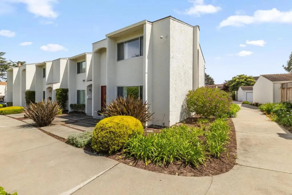 3137 Seacrest Avenue #5, Marina, CA 93933 - #1