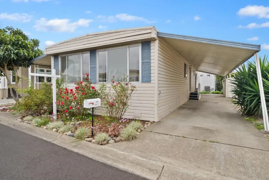 1150 W Winton Avenue, Hayward, CA 94545 - #2