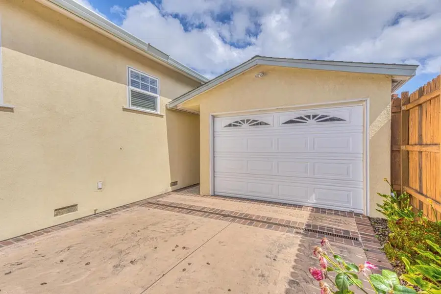 563 Pearl Street, Monterey, CA 93940 - #3