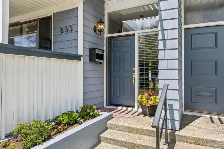 653 Fox Court, Redwood City, CA 94061 - #3
