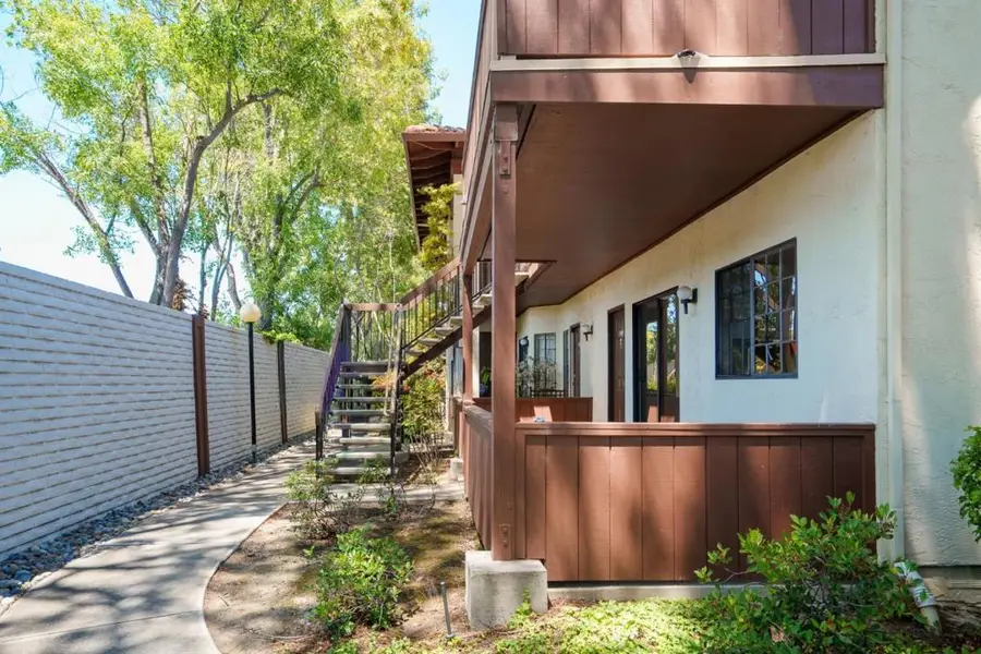 466 Costa Mesa Terrace #D, Sunnyvale, CA 94085 - #2
