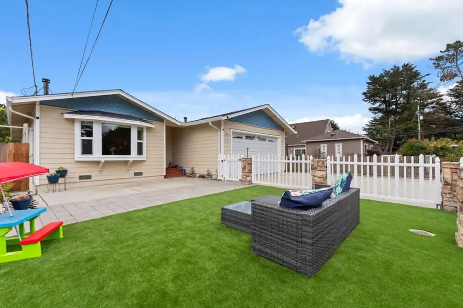 1031 Oak Avenue, Moss Beach, CA 94038 - #2