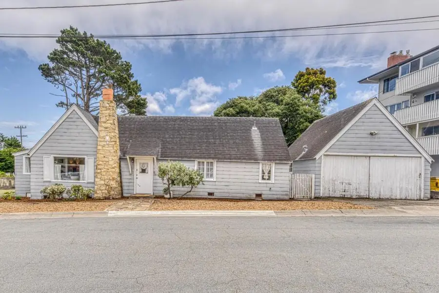 195 Cedar Street, Pacific Grove, CA 93950 - #2