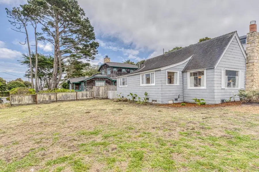 195 Cedar Street, Pacific Grove, CA 93950 - #3