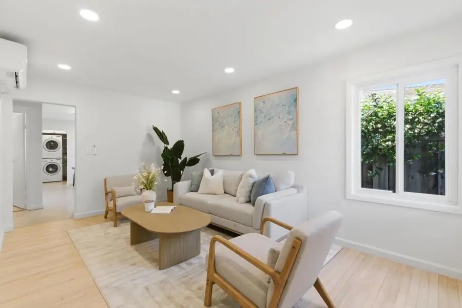 528 Macarthur Avenue, Redwood City, CA 94063 - #3