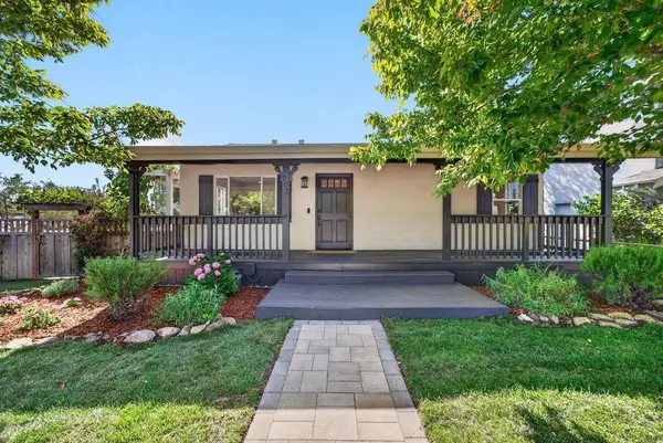 203 San Juan Avenue, Santa Cruz, CA 95062