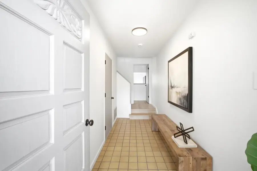 16 Moneta Court, San Francisco, CA 94112 - #3