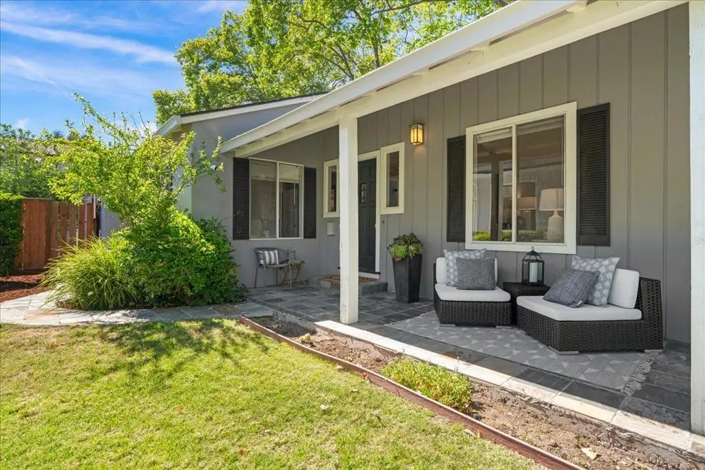 991 Lincoln Avenue, Palo Alto, CA 94301 - #1