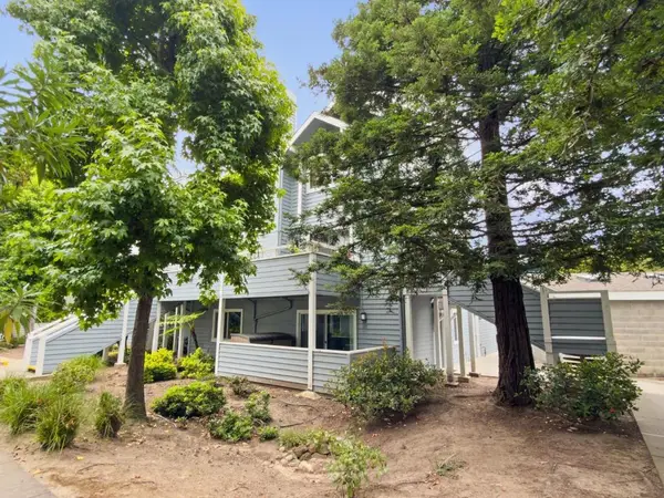 41 Grandview Street #1402, Santa Cruz, CA 95060