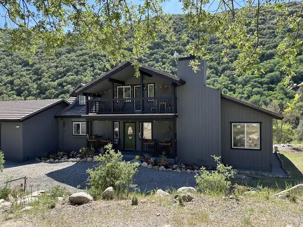 45100 Carmel Valley Road, Greenfield, CA 93927