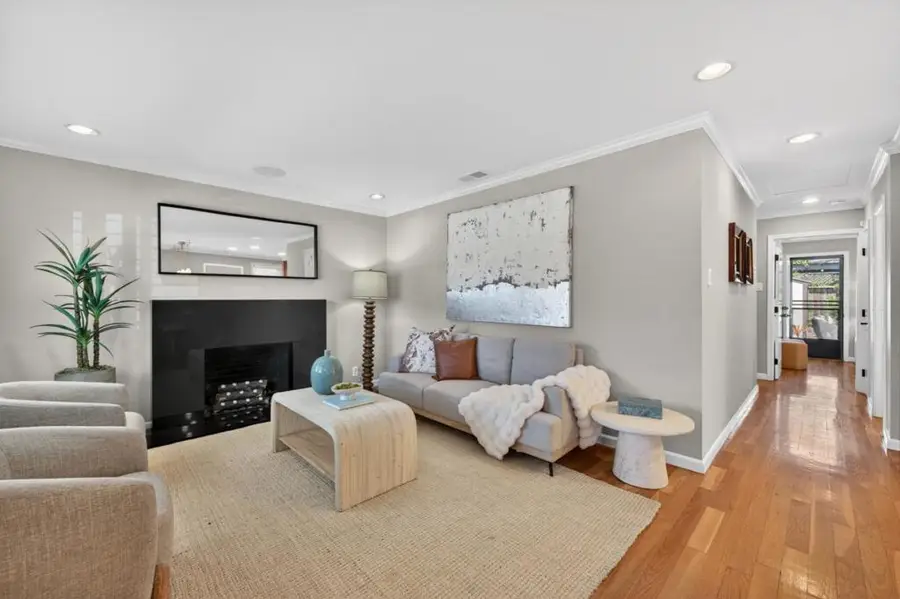 912 Montgomery Street, San Carlos, CA 94070 - #3