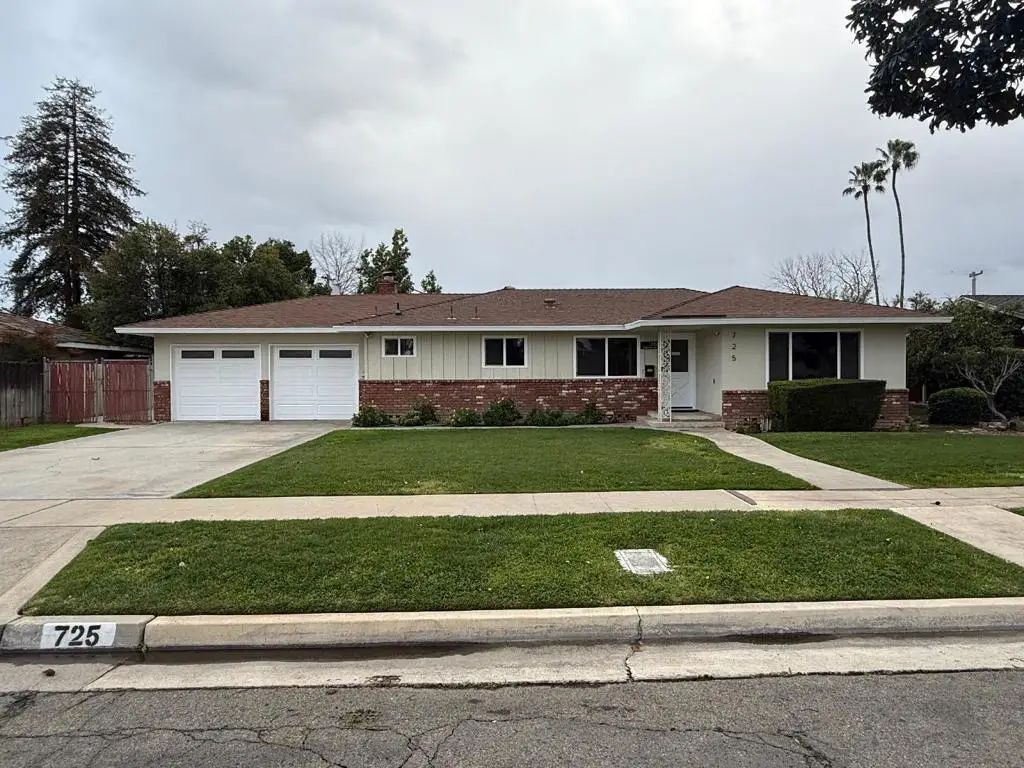 725 W Rialto Avenue, Fresno, CA 93705 - #1