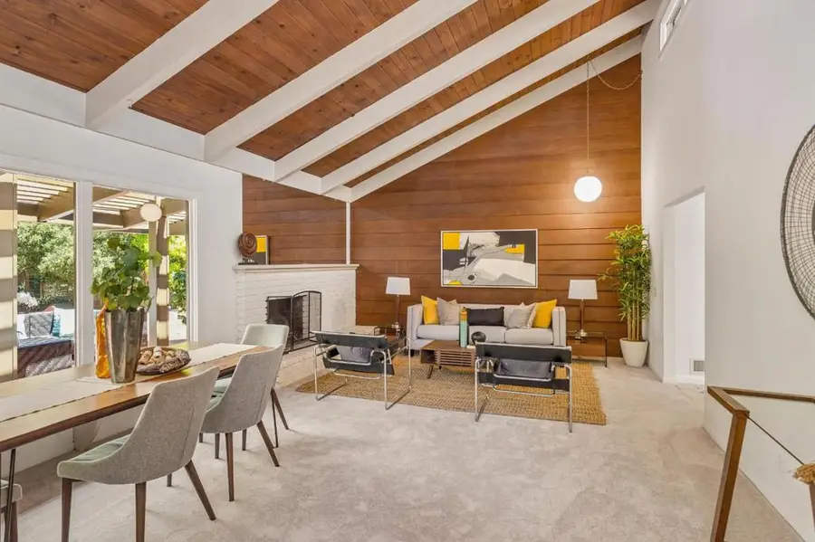 Address Withheld By Seller, Cupertino, CA 95014 - #3