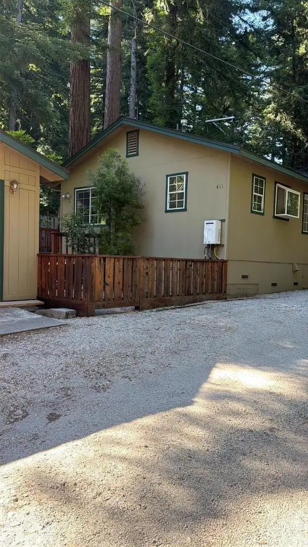 411 Manzanita Road, Boulder Creek, CA 95006