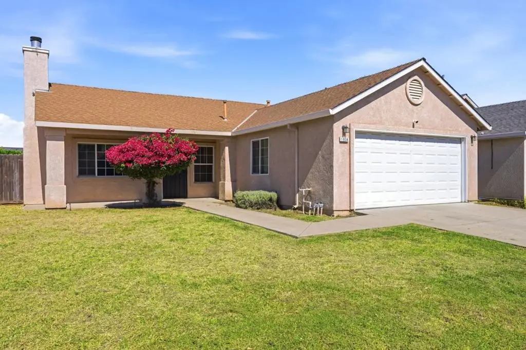 1934 Mcgee Avenue, Dos Palos, CA 93620 - #1