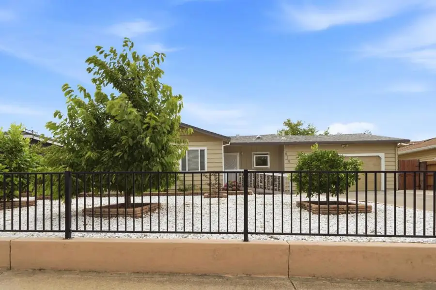 619 Wales Drive, Folsom, CA 95630 - #2