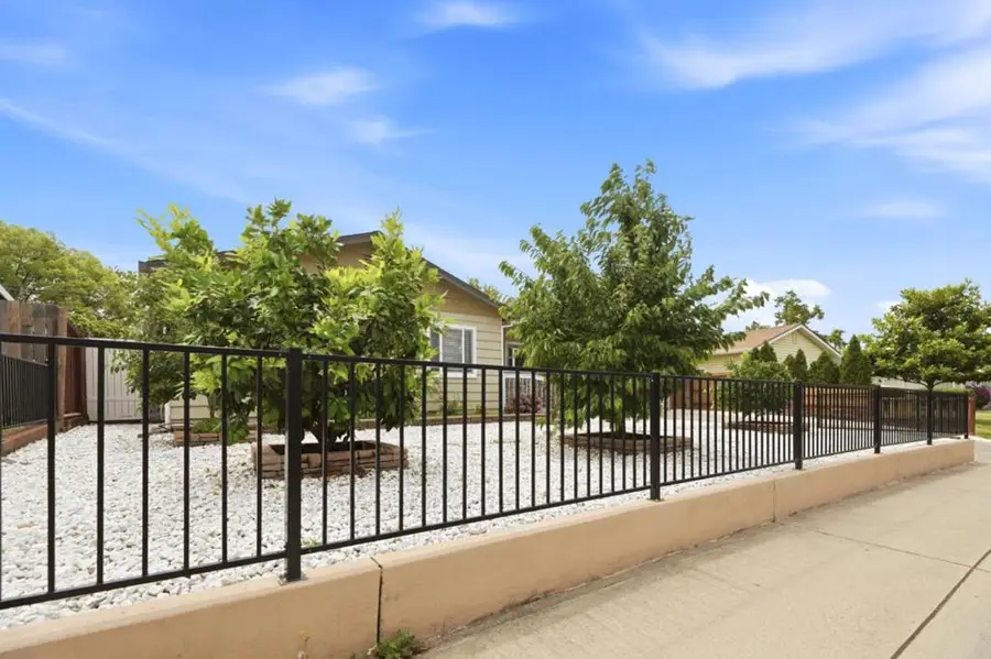 619 Wales Drive, Folsom, CA 95630 - #3