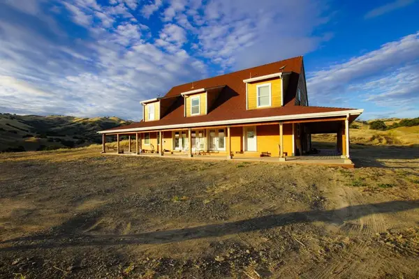 20391 Panoche Road, Paicines, CA 95043