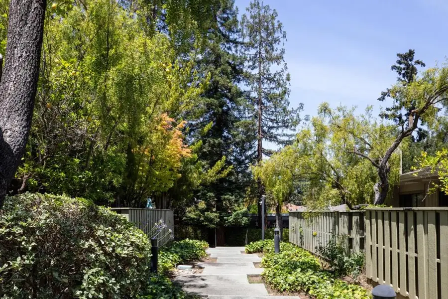 1070 Mercedes Avenue #12, Los Altos, CA 94022 - #2