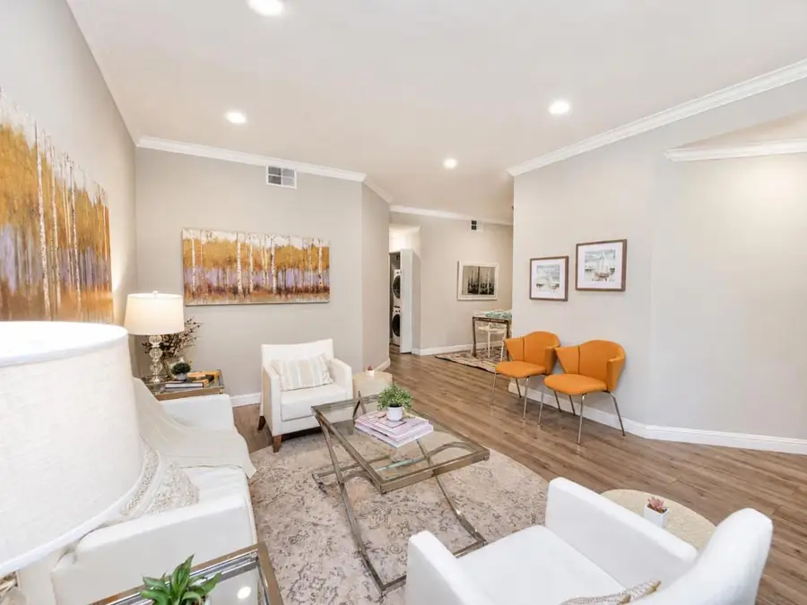 306 Shadow Run Drive, San Jose, CA 95110 - #2