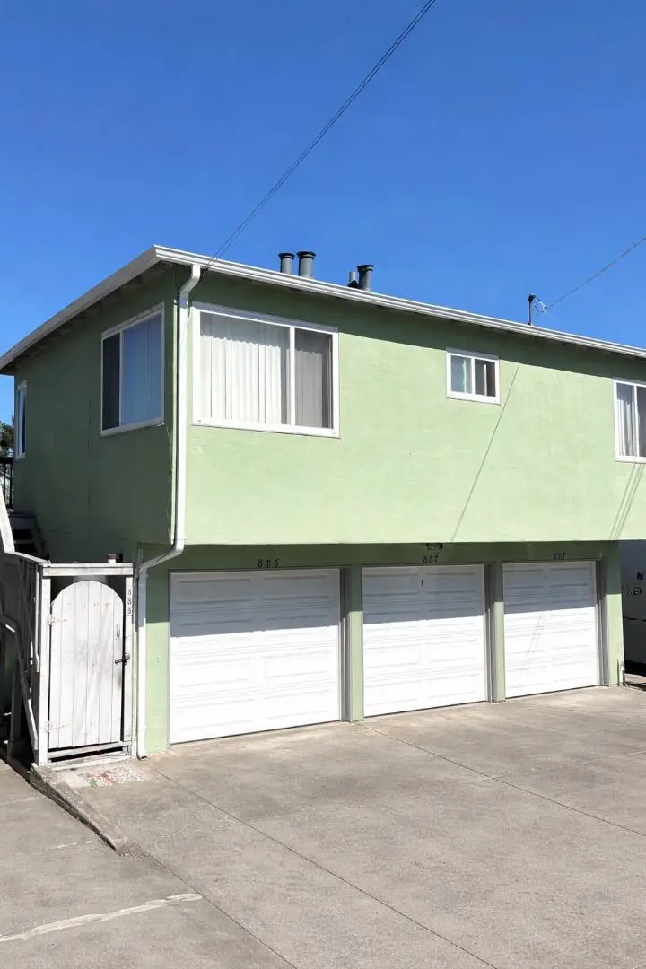 885 Laurel Avenue, Belmont, CA 94002 - #2