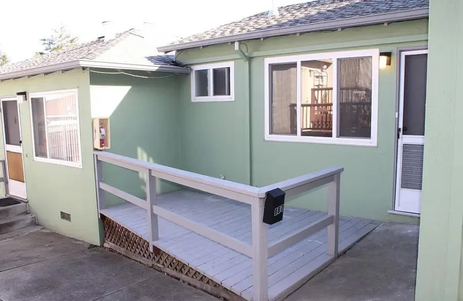 885 Laurel Avenue, Belmont, CA 94002 - #3