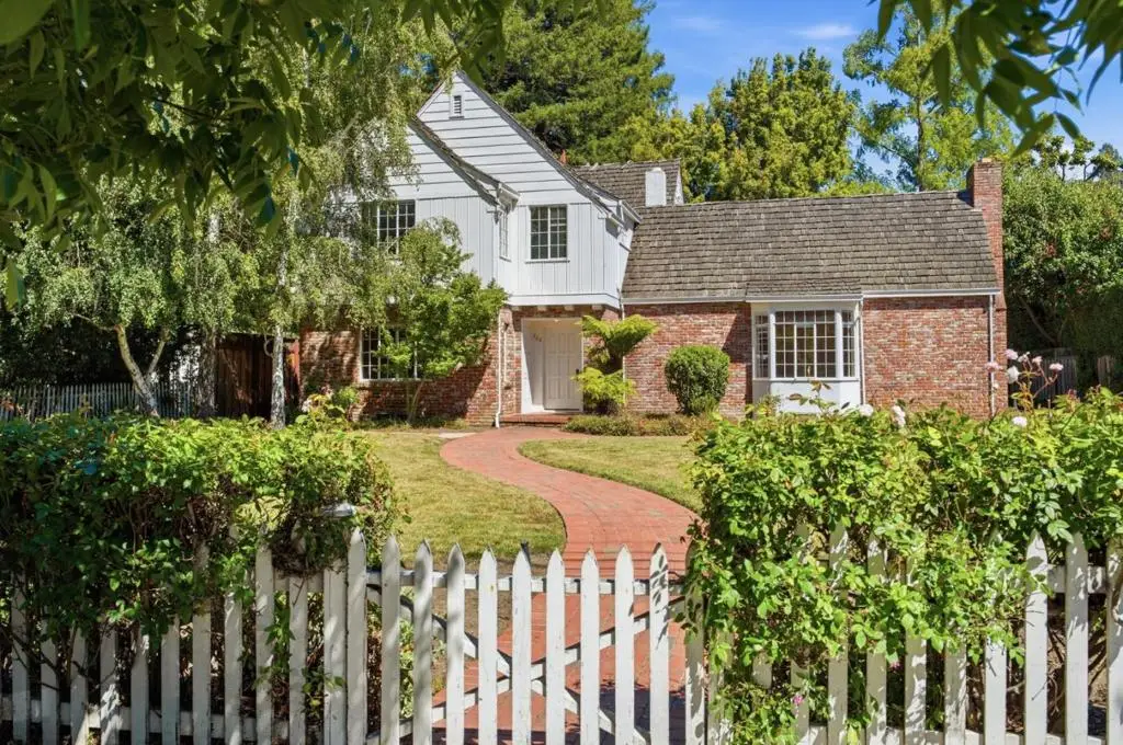 765 Edgewood Road, Redwood City, CA 94062 - #1