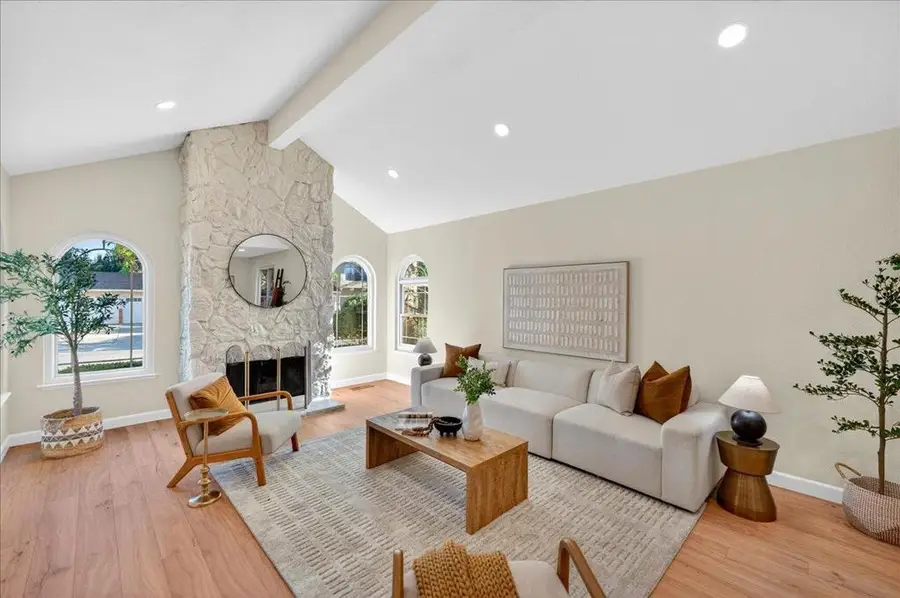 292 Apricot Lane, Mountain View, CA 94040 - #2