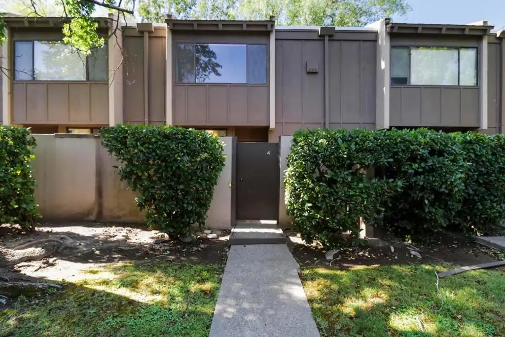 701 Woodside Lane #4, Sacramento, CA 95825 - #1