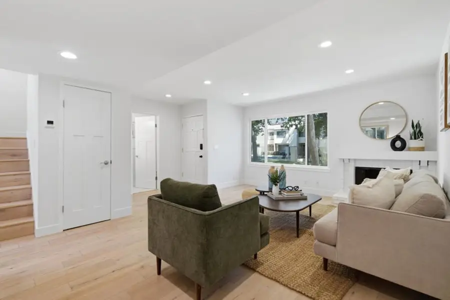 48 Starlite Court, Mountain View, CA 94043 - #2