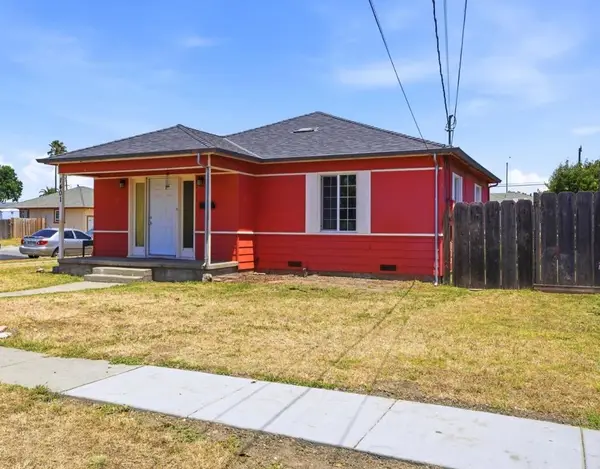 1401 Grandhaven Street, Salinas, CA 93905