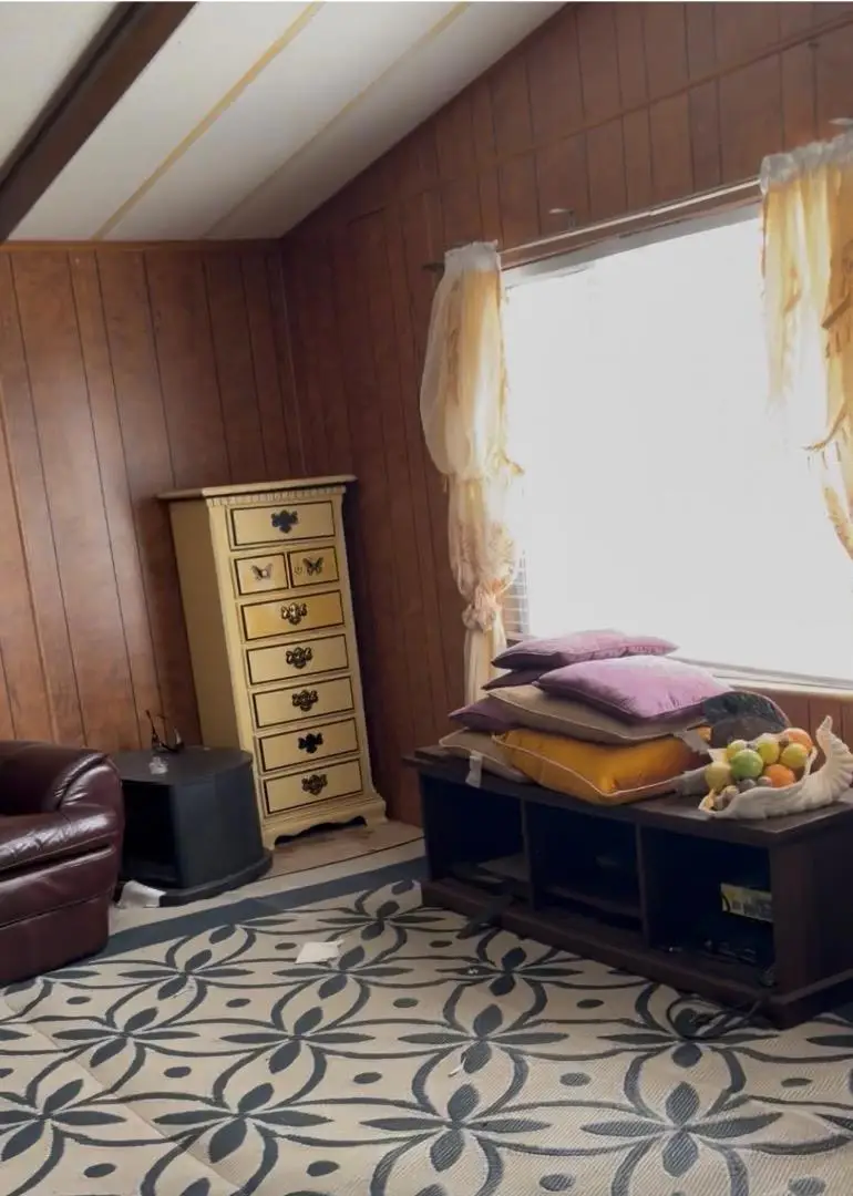 20 Russell Road, Salinas, CA 93906 - #3