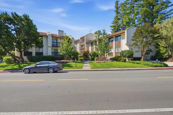 226 W Edith Avenue #33, Los Altos, CA 94022