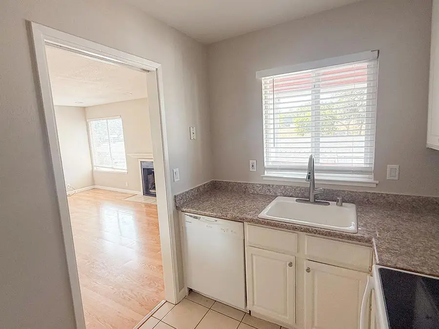 84 Rancho Drive #H, San Jose, CA 95111 - #3
