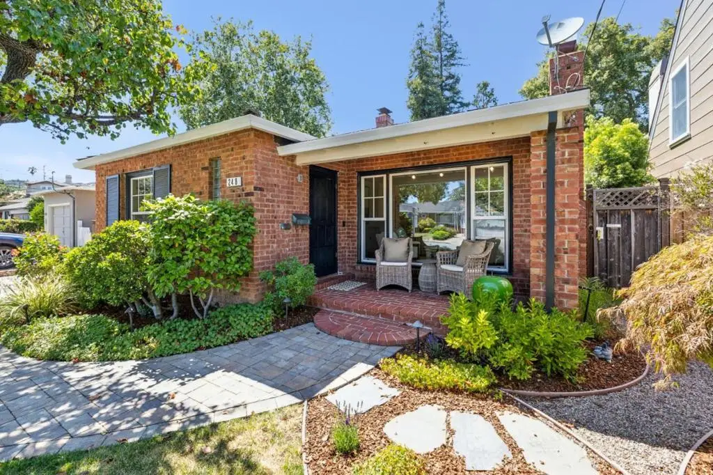 248 Fairmont Avenue, San Carlos, CA 94070 - #1