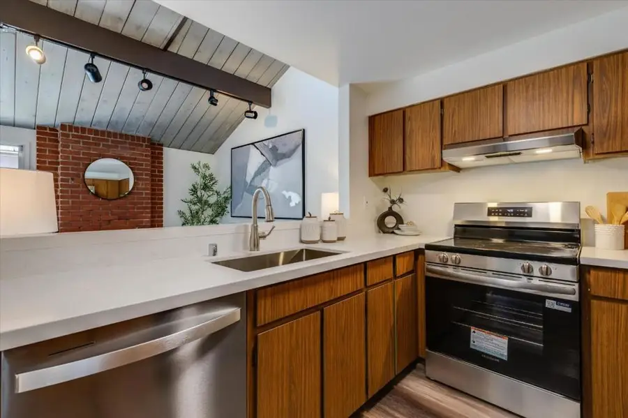 631 Midrock, Mountain View, CA 94043 - #3