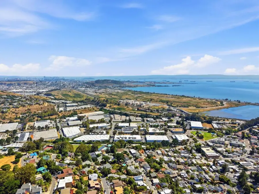 24 Kings Road, Brisbane, CA 94005 - #3