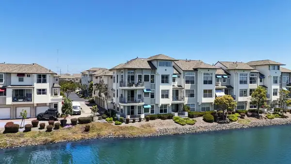 500 Baltic Circle #536, Redwood City, CA 94065