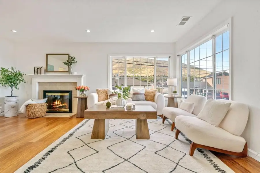 429 Hemlock Avenue, South San Francisco, CA 94080 - #2