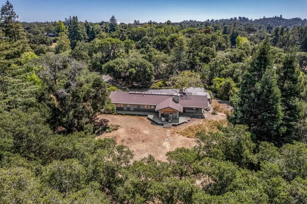 147 Mapache Drive, Portola Valley, CA 94028 - #1