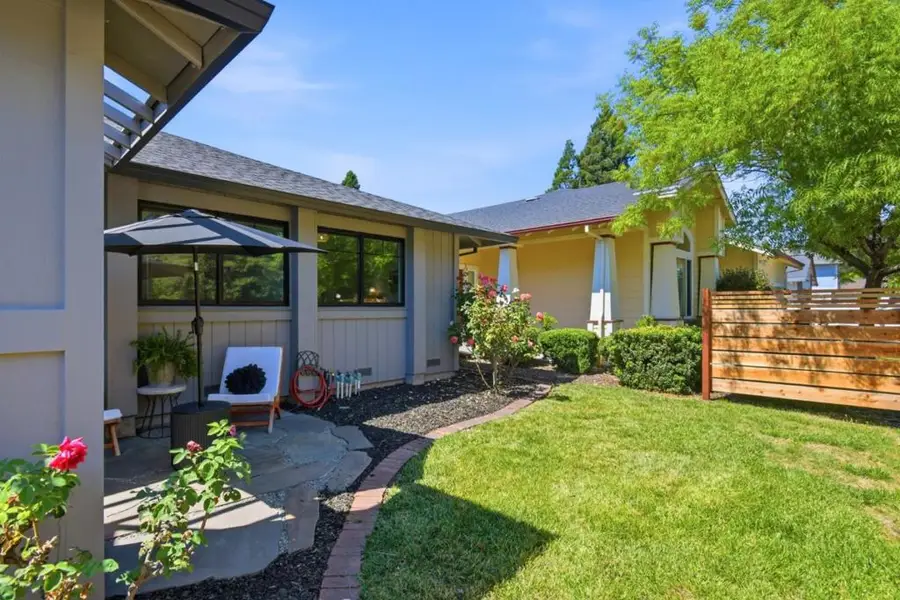 1068 San Francisco Way, Rohnert Park, CA 94928 - #3